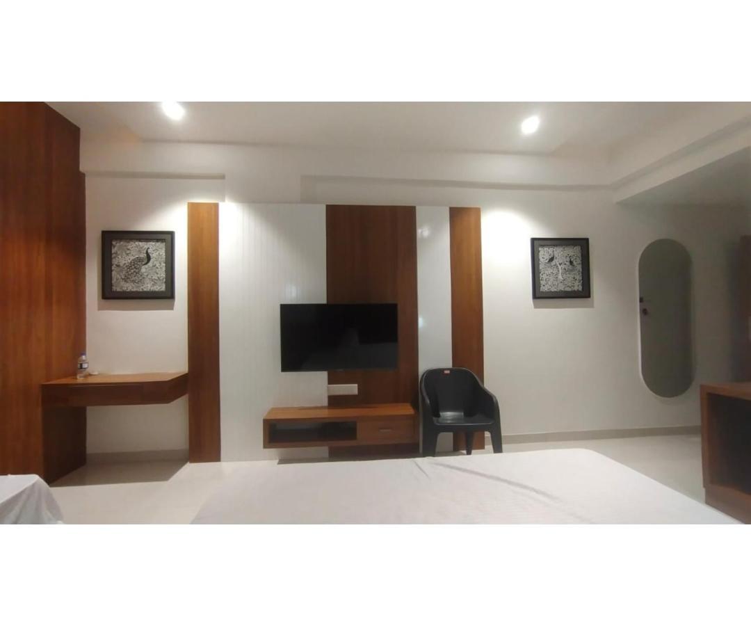 Lords Eco Inn, Ambaji Kültér fotó