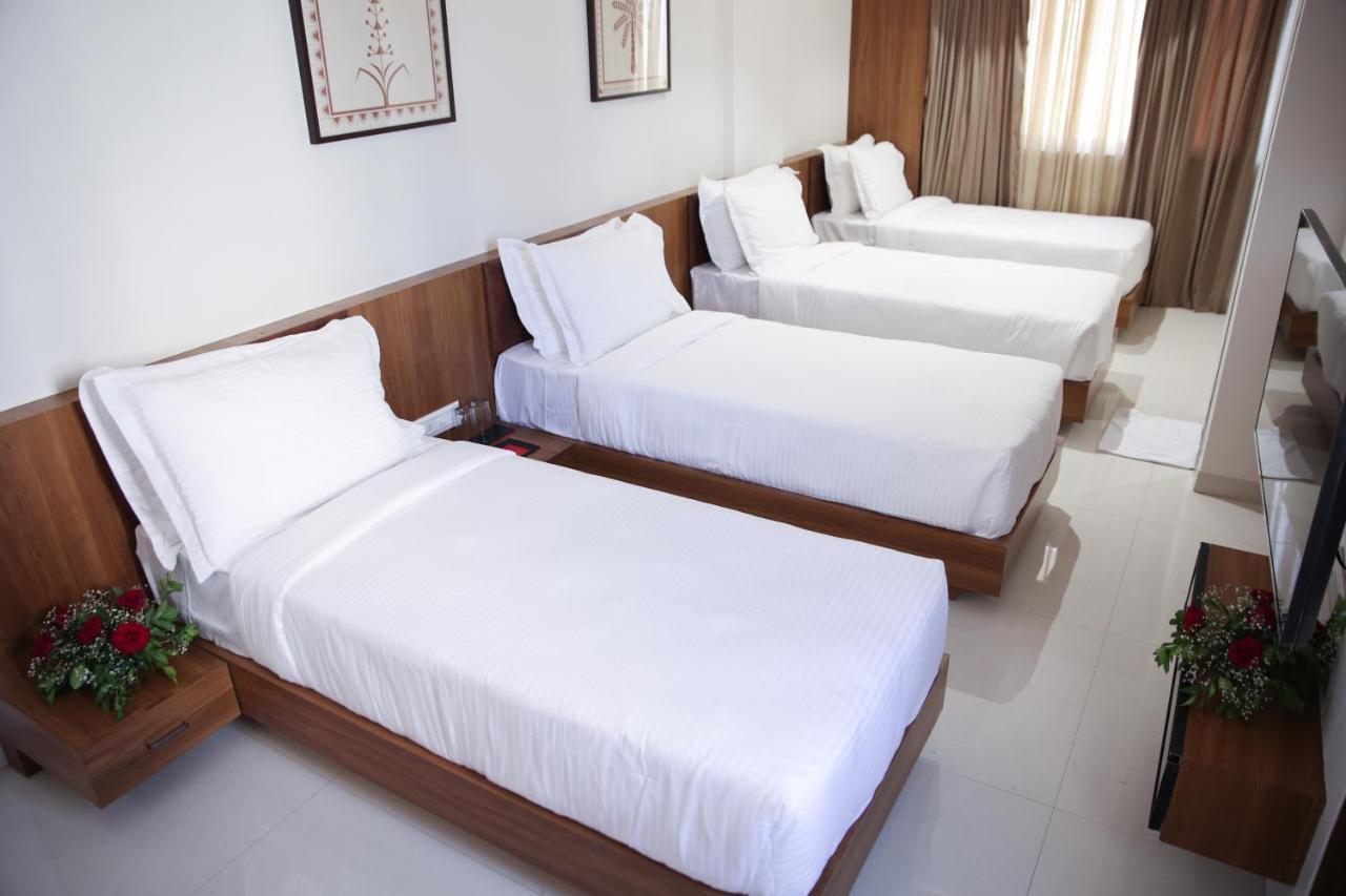 Lords Eco Inn, Ambaji Kültér fotó
