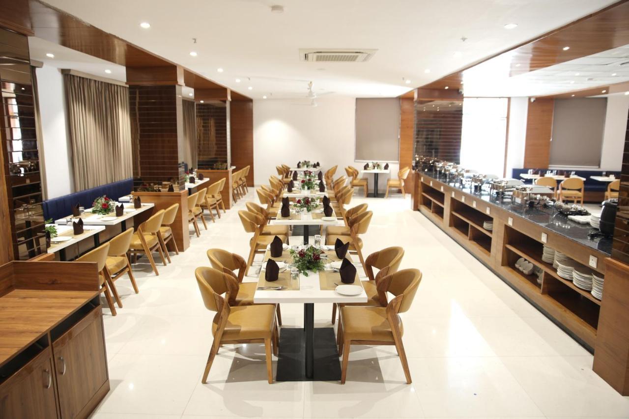 Lords Eco Inn, Ambaji Kültér fotó