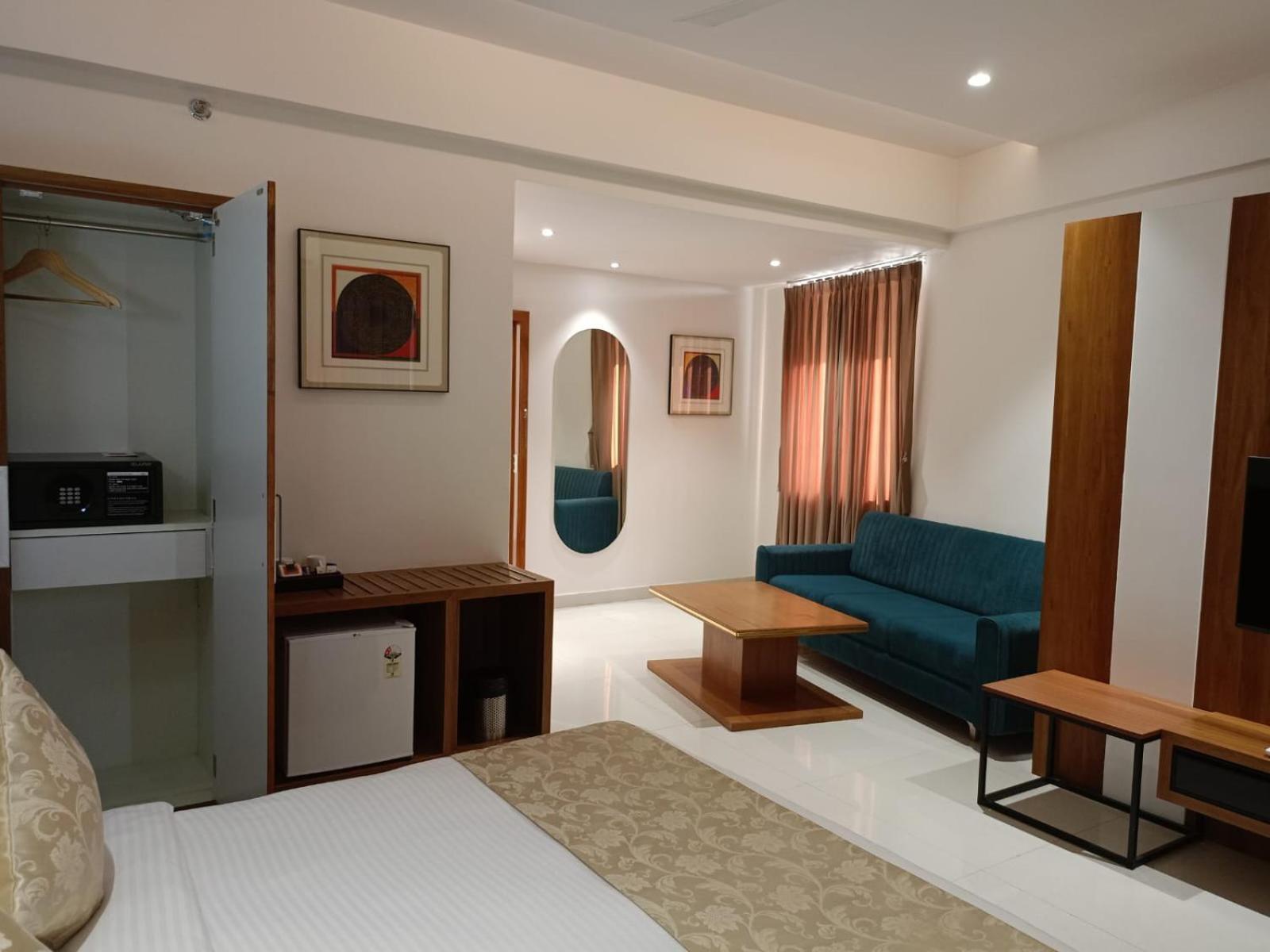 Lords Eco Inn, Ambaji Kültér fotó