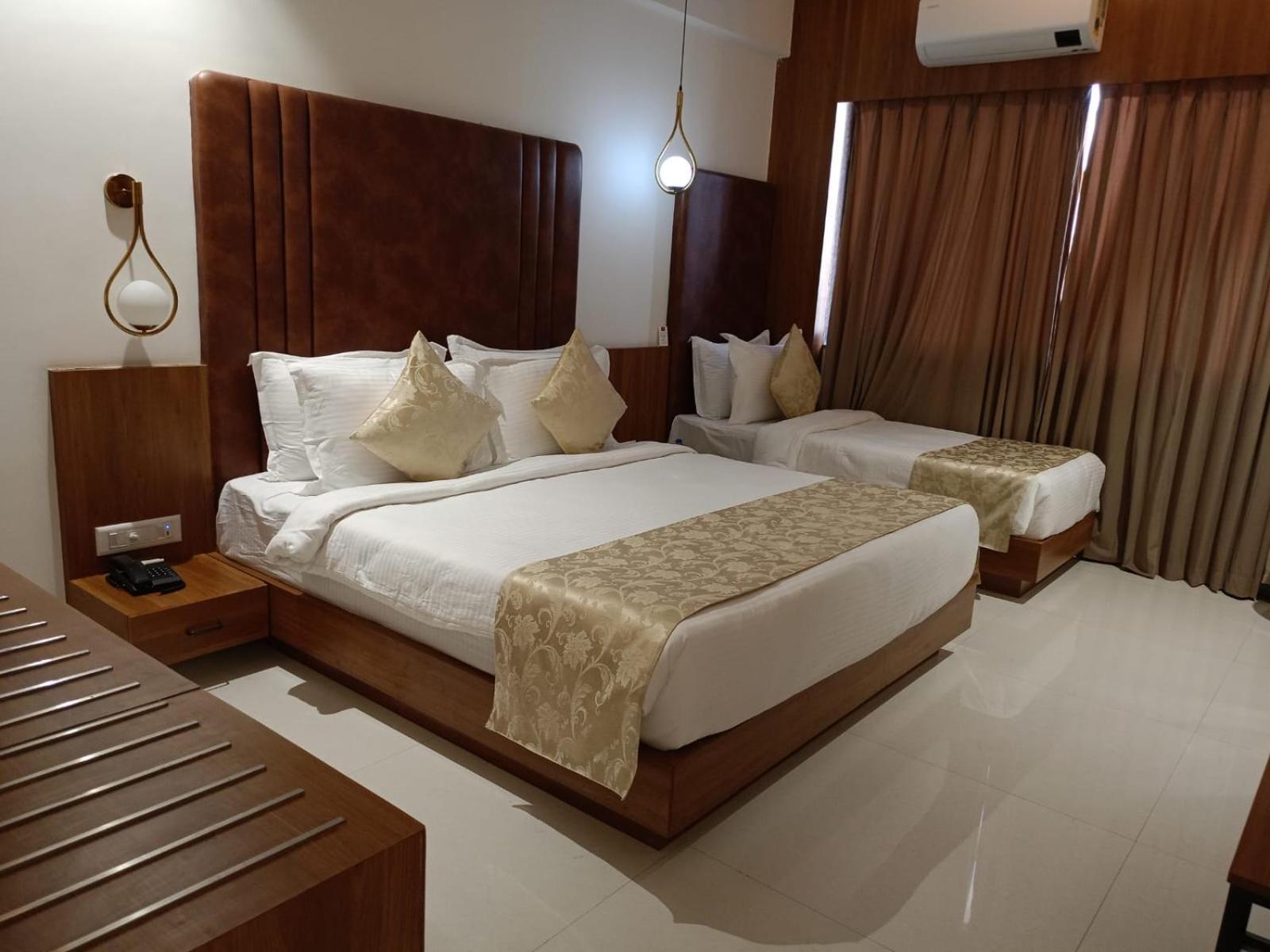 Lords Eco Inn, Ambaji Kültér fotó