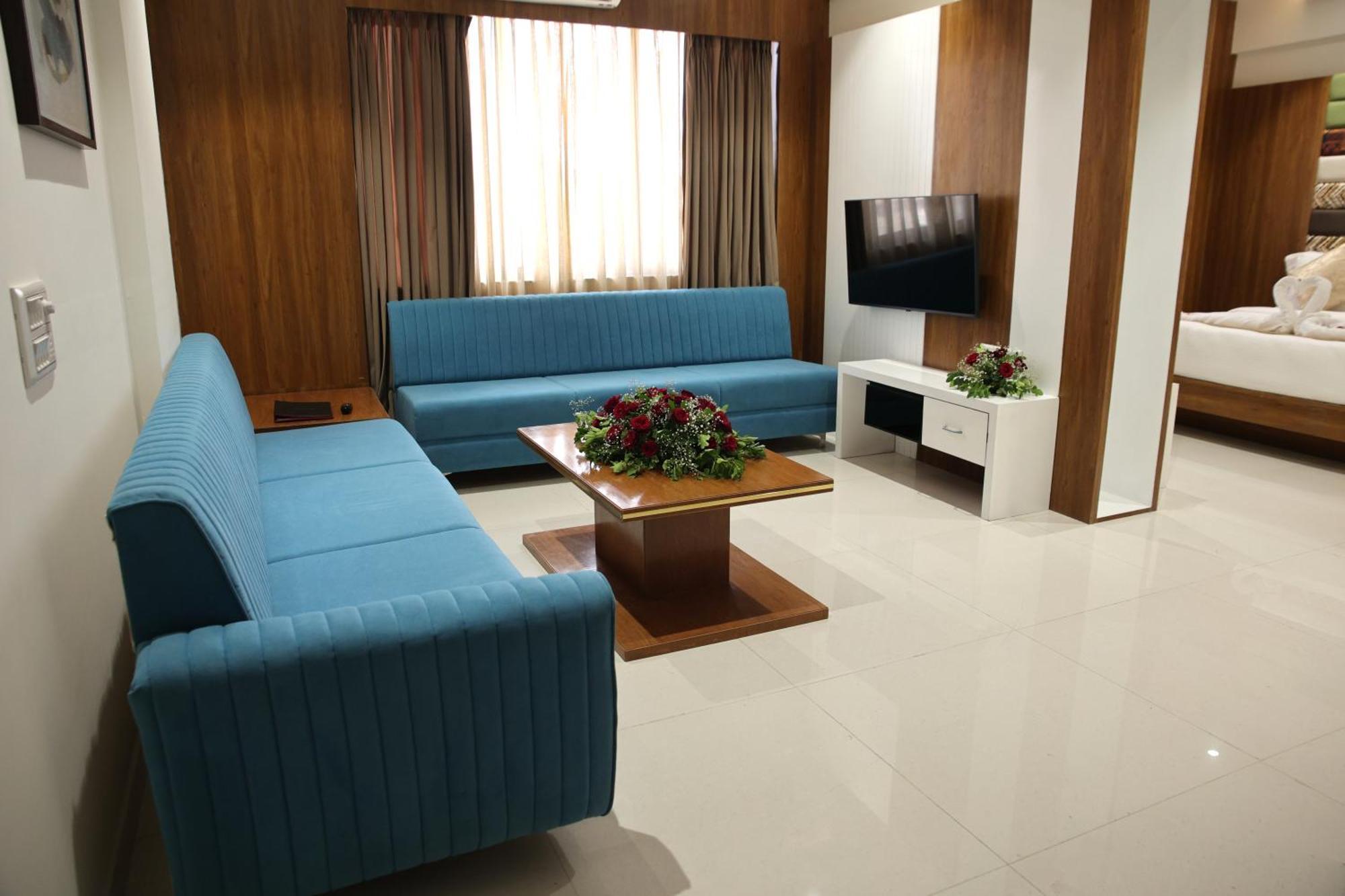 Lords Eco Inn, Ambaji Kültér fotó