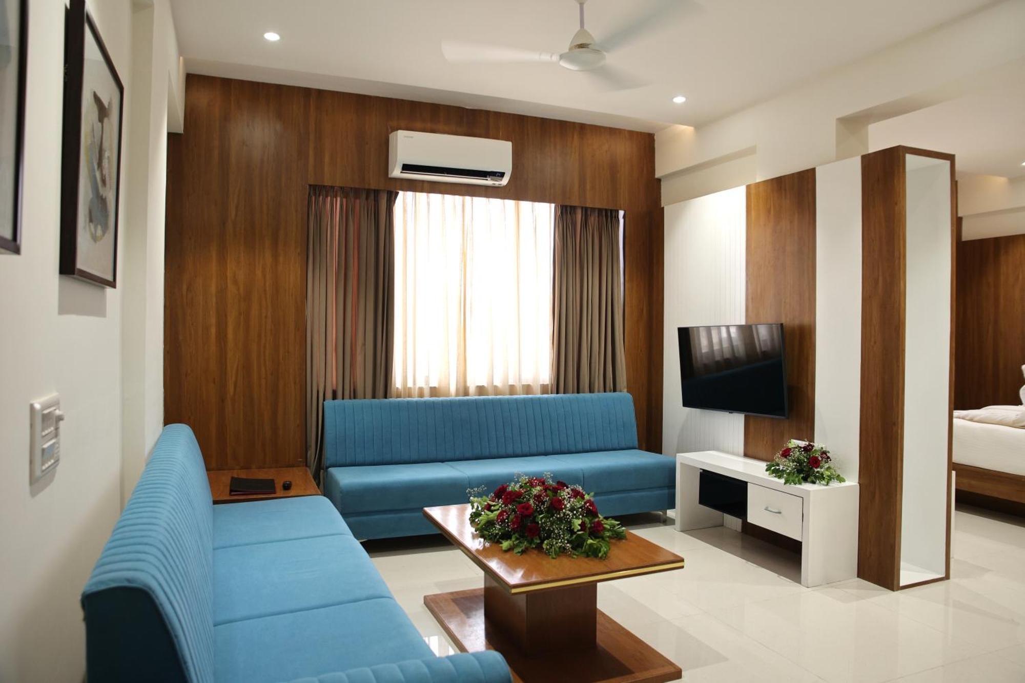 Lords Eco Inn, Ambaji Kültér fotó