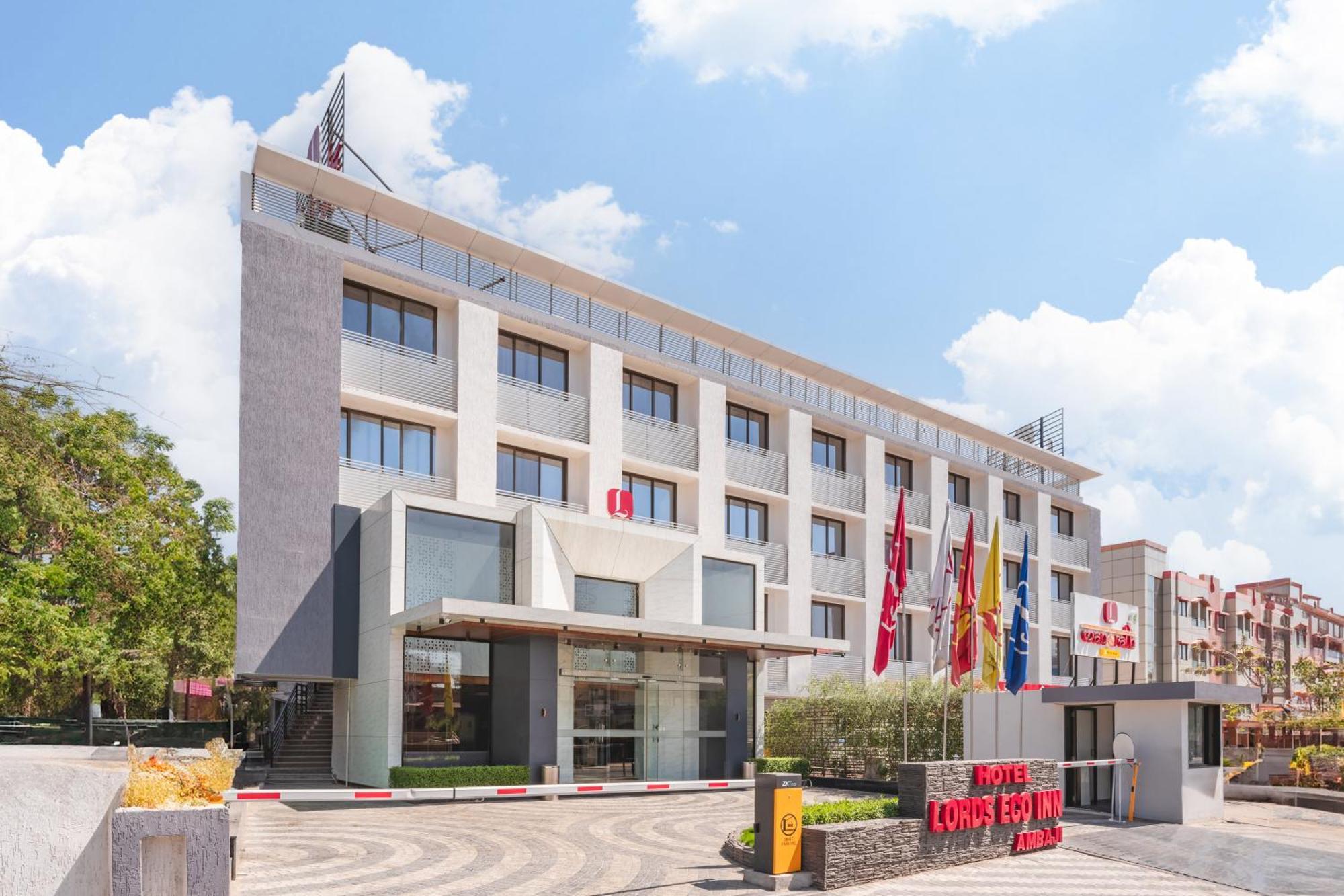 Lords Eco Inn, Ambaji Kültér fotó